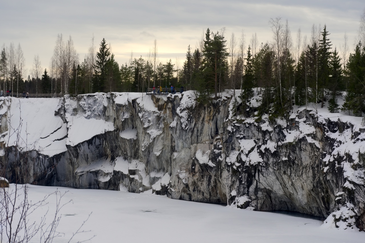 The rocky shore of the Marble Canyon